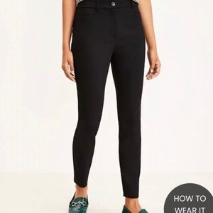 EUC Loft Sutton Skinny Pants, Size 10, Black